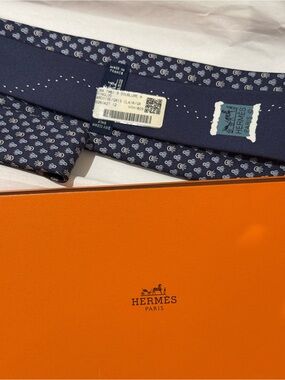 Hermes Navy Blue Silk Patterned Tie